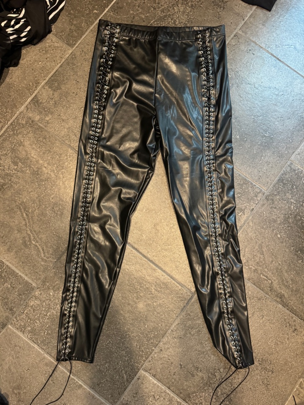 Blackmilk tie up leggings